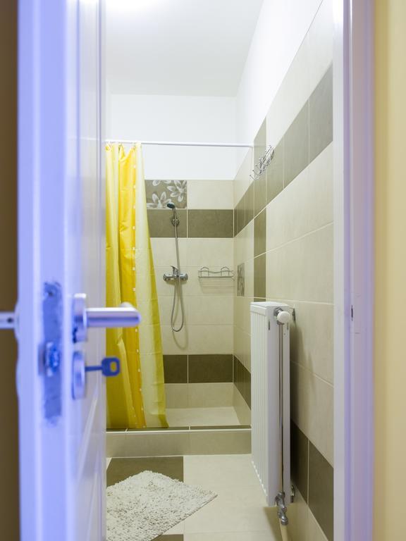 גיולה Aqua Apartman חדר תמונה